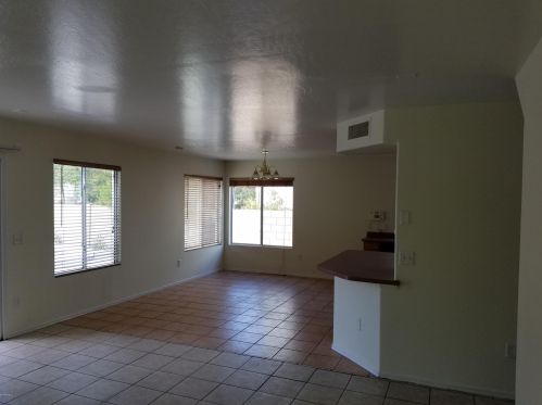 7222 41st Dr, Phoenix AZ  85041-3501 exterior