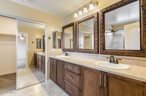 4831 4 Ave, Phoenix AZ 85041-5745 exterior