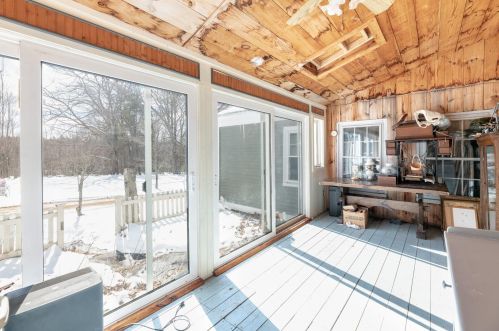 161 Bear Hl Rd, Concord NH 03307-1412 exterior