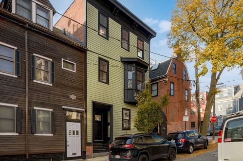 48 Pearl St, Boston MA exterior