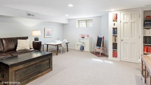 2501 Racine Ave, Chicago IL 60614-2113 exterior