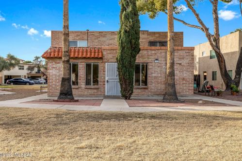 6765 Calle La Paz, Tucson, AZ 85715-4044