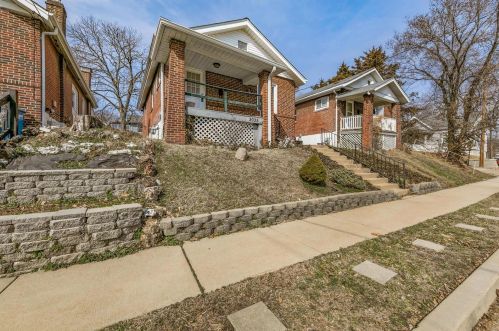 2035 Yale Ave, Saint Louis MO 63143-1473 exterior