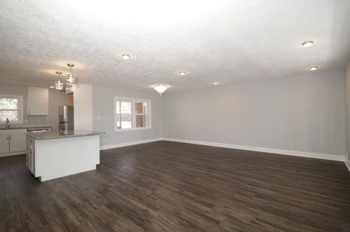 3220 Rockview Dr, Lithonia GA  30038-3030 exterior