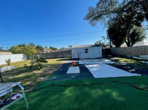 2310 51 Ter, Naples FL 34116-6928 exterior