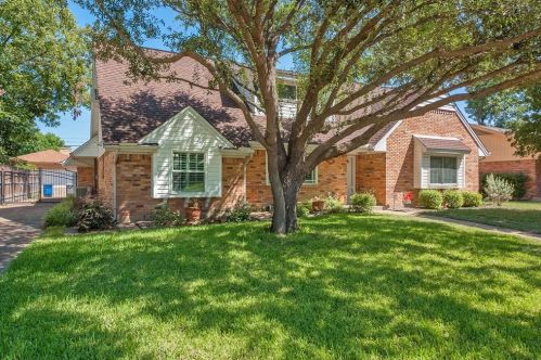 2664 Beechmont Dr, Dallas TX 75228-4224 exterior