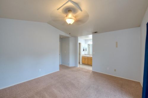 3927 Paula Ct, Turlock CA  95382-8507 exterior