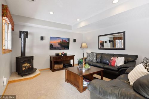 4133 Countryview Dr, Saint Paul MN 55123-3948 exterior