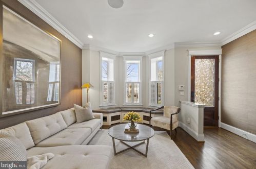 1213 F St, Washington DC  20002-6313 exterior