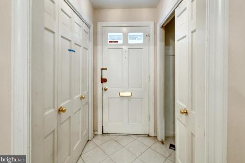 609 6th Pl, Washington, DC 20024-2433