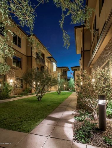 17850 68th St, Phoenix AZ 85054-9100 exterior