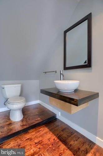 1297 Wheatland Ave, Lancaster PA 17603-4520 exterior