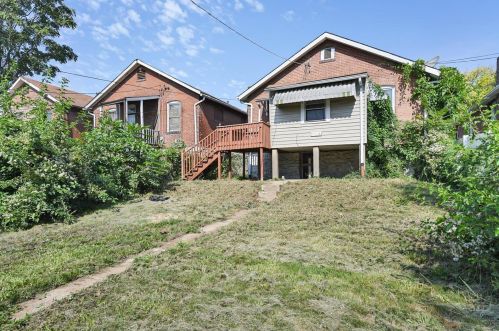 5536 Emerson Ave, Saint Louis MO 63120-2240 exterior