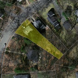 24 Wilde Rd, Newton MA  02468-1325 aerial view