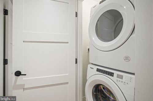 826 Varnum St, Washington DC  20011-7232 exterior