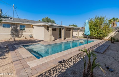 7025 22 Dr, Phoenix AZ 85023-2101 exterior