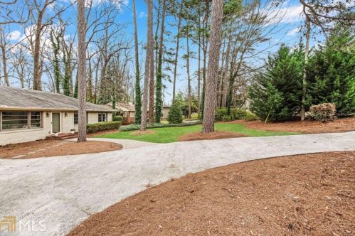 1474 Lavista Rd, Atlanta GA 30324-3848 exterior