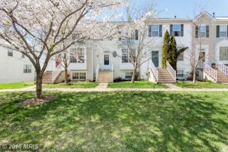 10304 Butternut Cir, Manassas VA  20110-7987 exterior