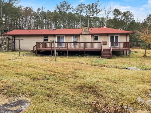 6514 Rockland Rd, Lithonia GA 30038-3438 exterior