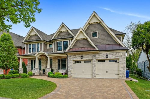 715 Prospect Ave, Elmhurst, IL 60126-4327