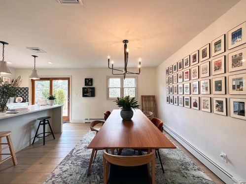 4 Cutchogue Ln, Commack NY  11725-4207 exterior