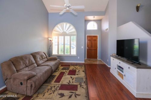 3810 Barcelona Dr, Chandler AZ  85226-1305 exterior