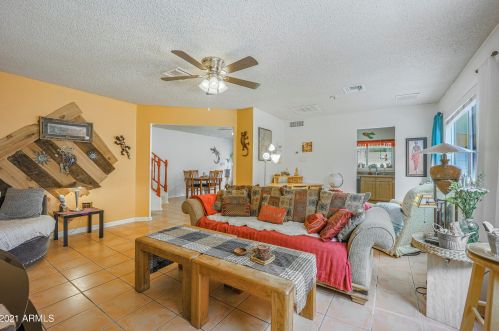 18217 31st St, Phoenix, AZ 85032-8801