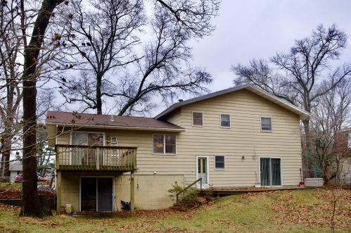 1252 Edinborough Dr, Meskegon MI 49441-5326 exterior