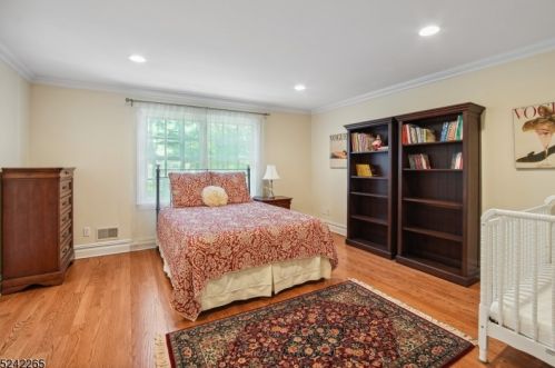 40 Linden Ln, Chatham Township NJ 07928-1654 exterior