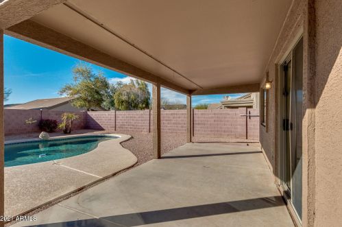 5906 32 Ave, Phoenix AZ 85017-4015 exterior