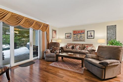 54 Campus Rd, Peekskill NY 10566-2567 exterior