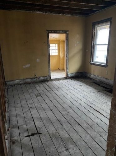 7234 Paxton Ave, Chicago IL  60649-2520 exterior