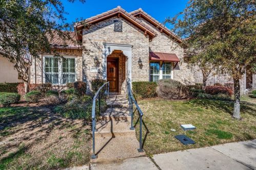 1516 Camino Lago, Irving, TX 75039-3215