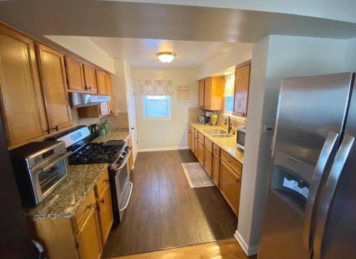 3700 85 St, Chicago IL 60652-3704 exterior