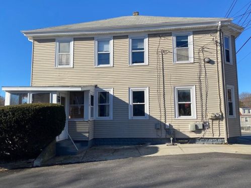 1718 Smith St, Providence, RI 02911-2353