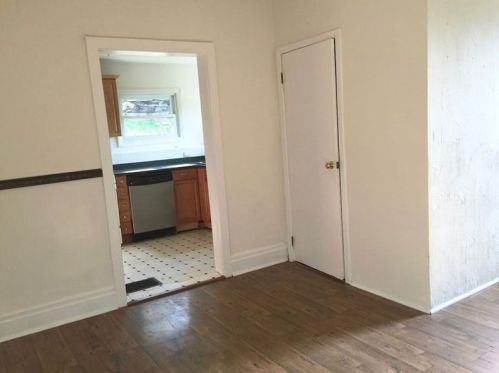 210 Mathilda St, Pittsburgh PA 15224-2143 exterior