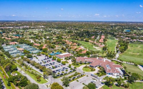 4587 Kittiwake Ct, Boynton Beach FL 33436-5270 exterior