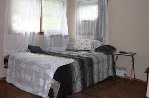 23 Canterbury Rd, Concord NH 03301-5618 exterior