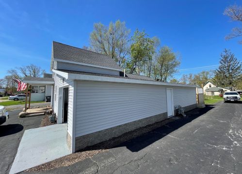 216 Park St, Watervliet MI 49098-9363 exterior