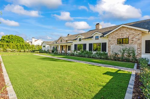 5431 Exeter Blvd, Phoenix AZ 85018-3227 exterior