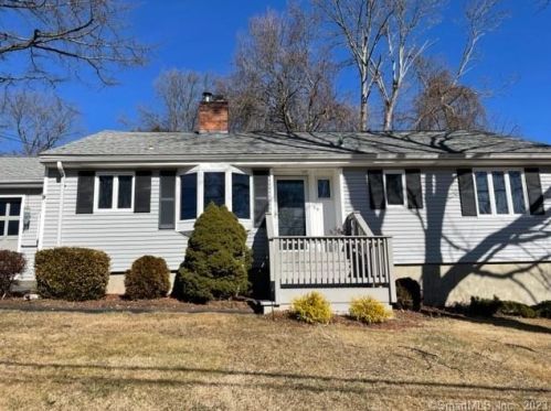 39 Long Island View Rd, Milford, CT 06460-6629