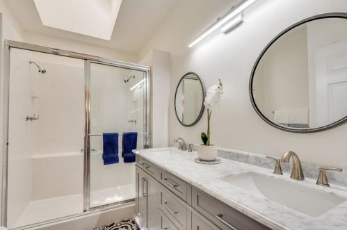 1332 Hooper Ave, Atlanta GA 30307-2014 exterior