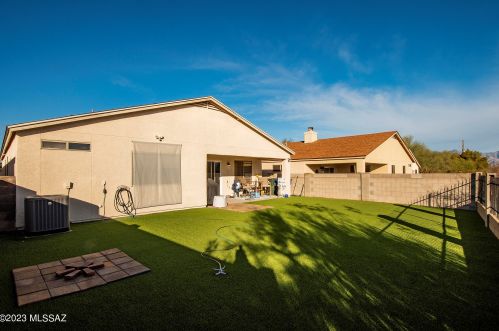 3021 Imagination Dr, Tucson AZ  85730-1271 exterior