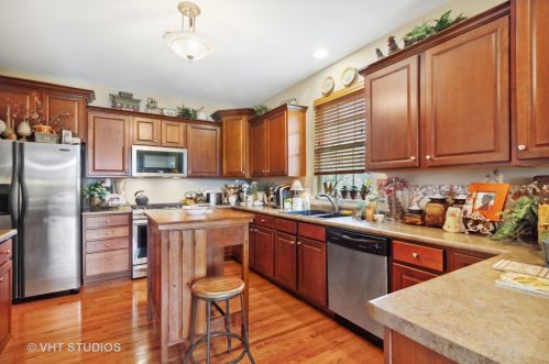 671 Pr Rdg Dr, Bull Valley IL exterior