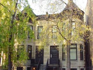 650 Briar Pl, Chicago IL  60657-4563 exterior