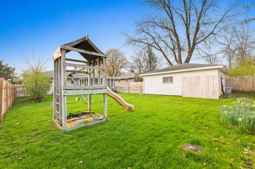 4159 63, Milwaukee WI 53216-1242 exterior