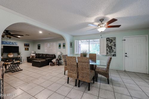 11033 39th Dr, Phoenix AZ  85029-3855 exterior