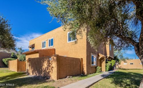 722 Cochise Dr, Phoenix, AZ 85020-1576