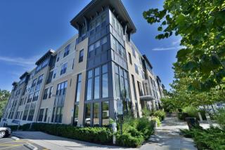 1221 Pierce St, Arlington VA  22209-4727 exterior