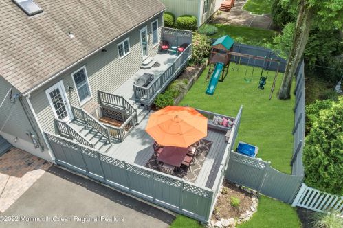 612 Auth Ave, Oakhurst, NJ 07755-2803